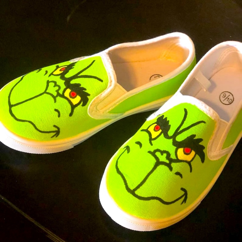 Grinch kids shoes